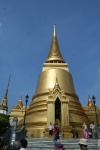Phra Si Rattana Chedi.