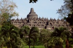 Borobudur a lo lejos