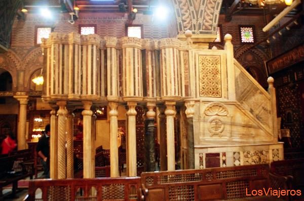 The Hanging Church of St. Mary(El Muallaqa)-Cairo-Egypt
La Iglesia colgante de Santa Maria (Al Muallaka)-Cairo-Egipto