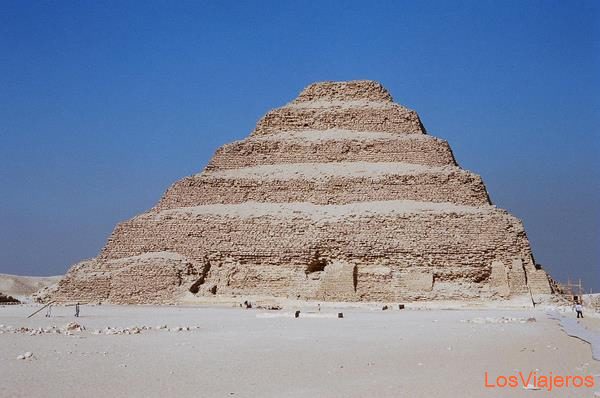 Step Pyramid of Djoser-Sakkara-Egypt
Pirámide escalonada de Zoser-Saqqara-Egipto