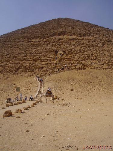 Entrada a la Pirámide Roja, Snefru -Egipto