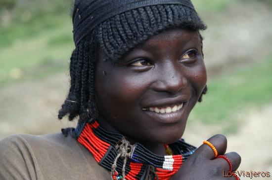 Konso Girl - Omo Valley - Ethiopia
Muchacha de la tribu Konso Konso - Valle del Omo - Etiopia