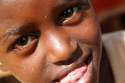 Ir a Foto: Curiosidad infantil - Dimeka - Valle del Omo - Etiopia 
Go to Photo: Child -Dimeka Market- Omo Valley - Ethiopia