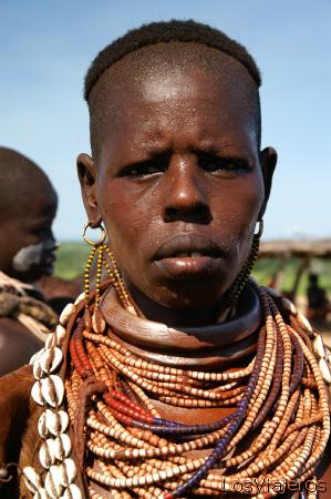 Mujer Karo - Murille - Valle del Omo - Etiopia