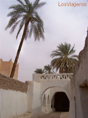 Ghadames, part of Human Heritage, and gate to the desert - Libya
Ghadames,  Patrimonio de la Humanidad, y puerta al desierto - Libia