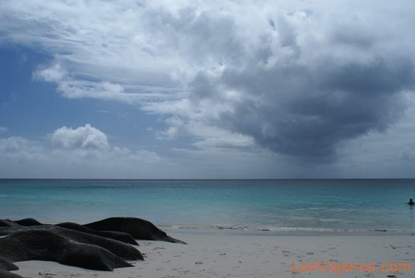 Nubes caprichosas - Seychelles