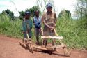 Ir a Foto: Niños ugandeses 
Go to Photo: Ugandan children