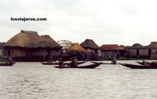 Floating Market & Fishing Village - Ganvie - Benin
Mercado flotante - Ganvie - Benin