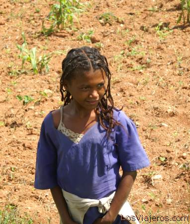 Chica Betsileo - Camino de Fianantsoa - Madagascar
