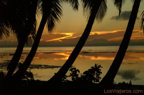Sunset in Libertalia Beach - Ile Sainte Marie - Madagascar
Atardecer en las playa de Libertalia - Isla de Sainte Marie - Madagascar