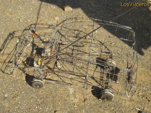Lesotho, toy car, made with steel wire - South Africa
Lesotho, coche de juguete, hecho con alambre - Sud Africa