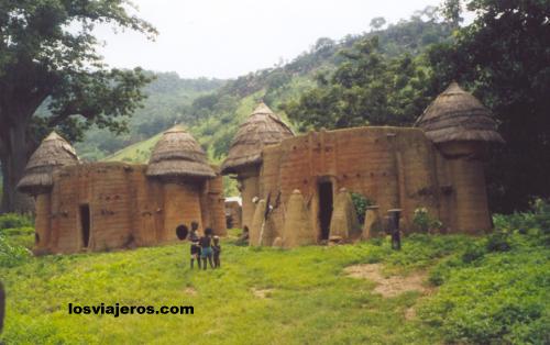 Castle-like houses in Tamberma Valley - Togo.
Casa tipica del valle de Tamberma (Tata) Togo