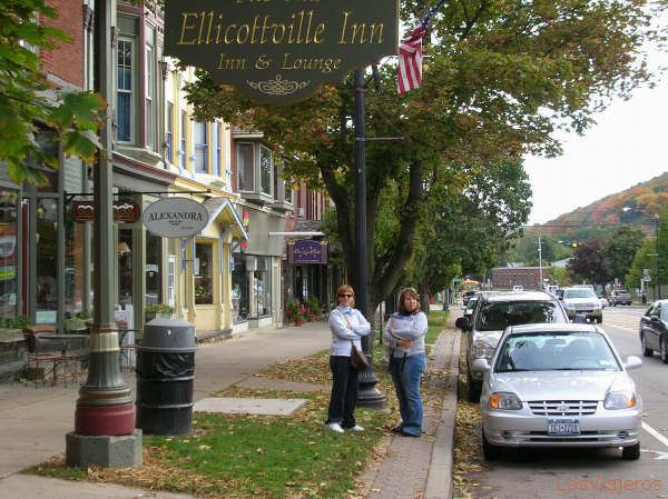 Ellicottville, NY state - USA
Ellicottville, estado de NY - USA