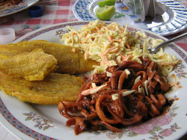 Almuerzo en Playa Cepe - Venezuela