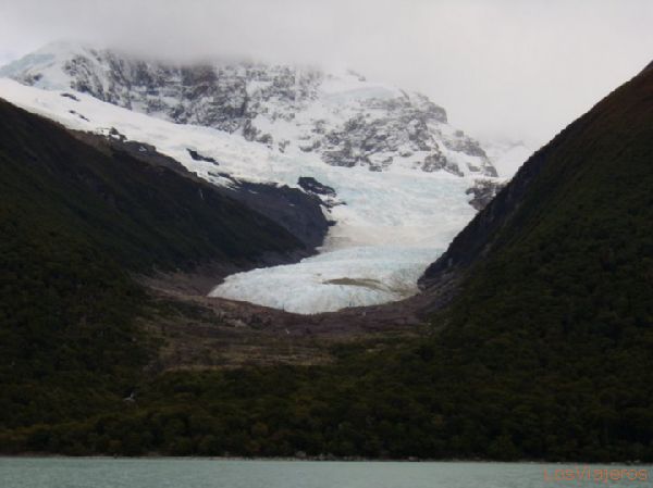 Glaciar, Lago Argentino. - Argentina