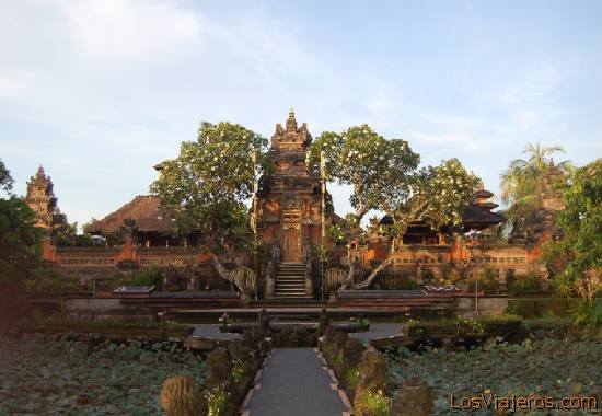 Templo Lotus -Ubud -Bali- Indonesia