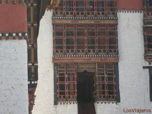 Dzong arquitecture - Thimphu - Bhutan
Arquitectura Dzong - Thimphu - Bhutan