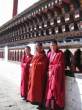 Ampliar Foto: Monjes budistas - Thimphu