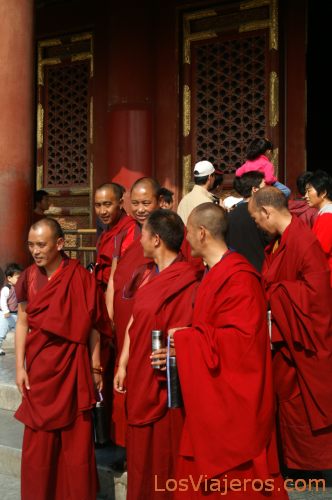 Monjes budistas en la Ciudad prohibida - Pekin - China