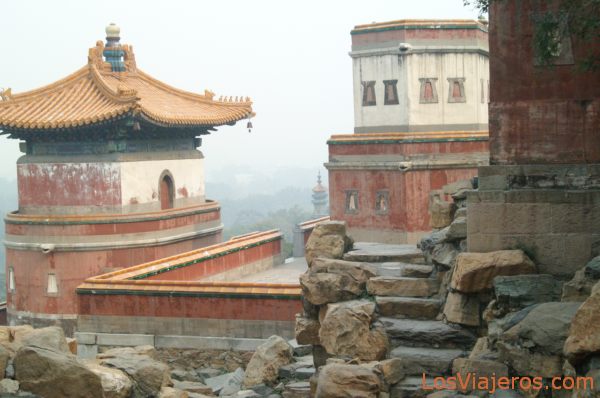 Edificios tradicionales chinos en el Palacio de Verano - Pekin - China