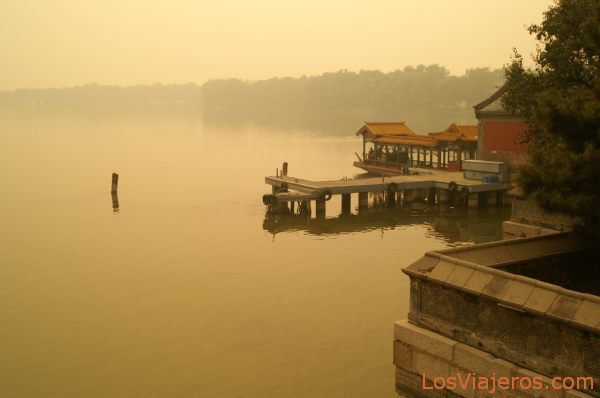 Shores of Kunming Lake - Summer Palace - Beijing - China
Orillas del Lago Kunming - Palacio de Verano - Pekin - China
