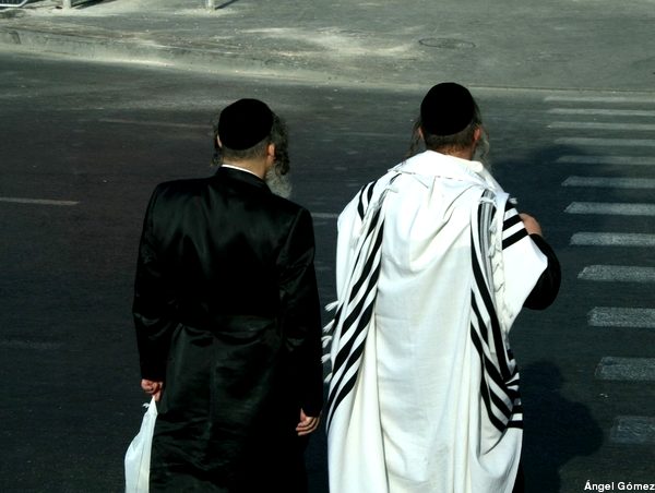 Dresses at Sabath holiday - Israel
Vestidos de fiesta en Sabath - Israel