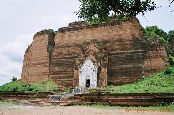 Pagoda inacabada de Pahtodawgyi-Mingun-Burma - Myanmar
Unfinished Pahtodawgyi Pagoda-Mingun-Myanmar