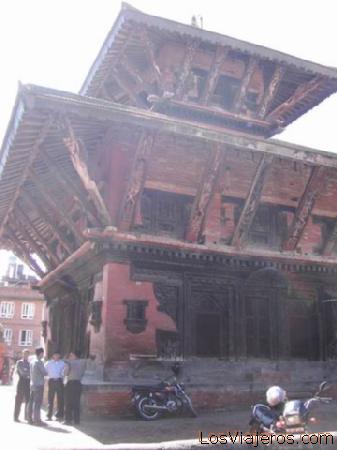 Temple in Bhaktapur - Nepal
Templo de Bhaktapur - Nepal