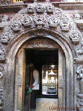 Door - Patan - Nepal
Puerta - Patan - Nepal