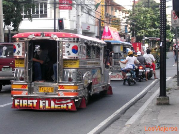 Jeepneys en Manila - Filipinas