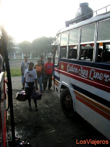 Autobús a Palawan - Filipinas