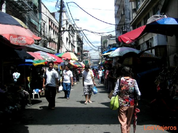 Manila market - Philippines
Mercadillo en una calle de Manila - Filipinas