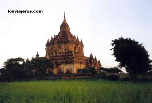 Atardecer en Bagan II - Myanmar