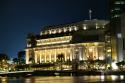 Fullerton Hotel has a privileged position, between te commer