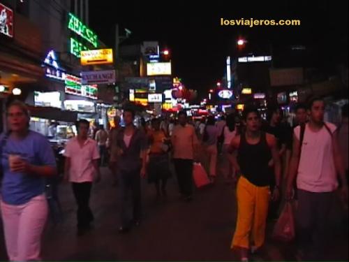 Kao San Street in the night - Bangkok - Thailand
Kao San Street in the night - Bangkok - Tailandia