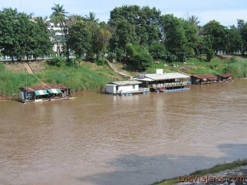 Rio Mae Nam Nan, Phitsanulok - Tailandia