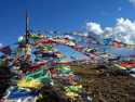 Go to big photo: Banderas de Oracion - Nam-tso Lake - Tibet