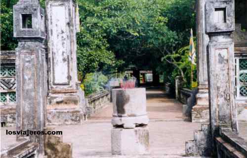 Viejo templo de Hoa-Lu - Vietnam
