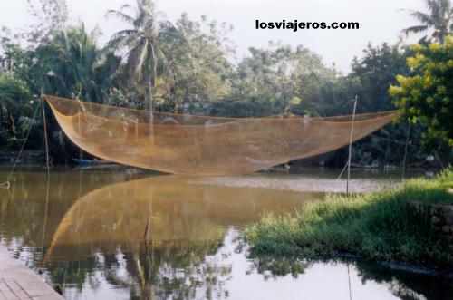 Net in the river - Hoian - Vietnam
Red de pescadores - Hoian - Vietnam