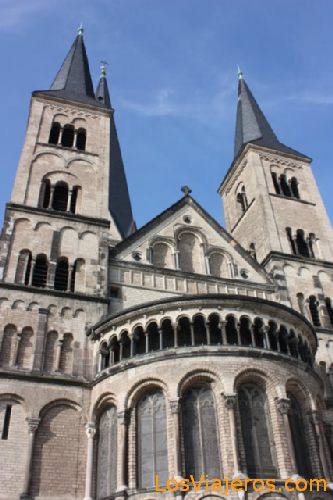 Bonn Cathedral - Germany
Catedral de Bonn - Alemania