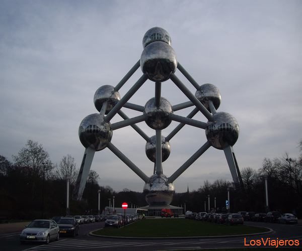 Atomium. Bruselas. - Belgica