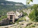 Go to big photo: Details of the defensive walls of Veliko Tarnovo