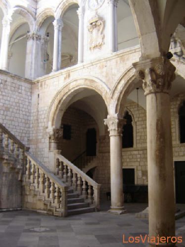 Palace - Croatia
Dubrovnik: patio - Croacia