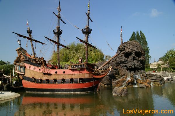 Pirates of the Caribbean - Disneyland - France
Piratas del Caribe - Disneyland - Francia