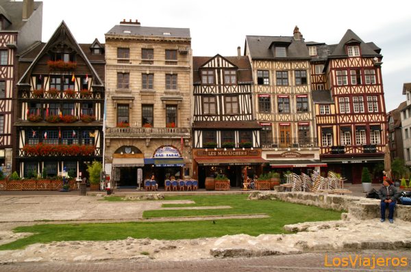 Plaza del viejo Mercado -Rouen- Francia