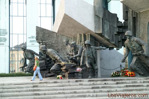 Monumento al Levantamiento de Varsovia- Polonia