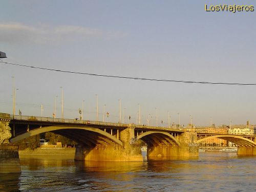 Margaret Bridge -Budapest- Hungary
Puente de Margarita -Budapest-Hungria