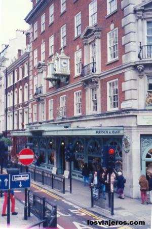 Shopping Streets in London - Londres - United Kingdom
Calles comerciales de Londres - Reino Unido