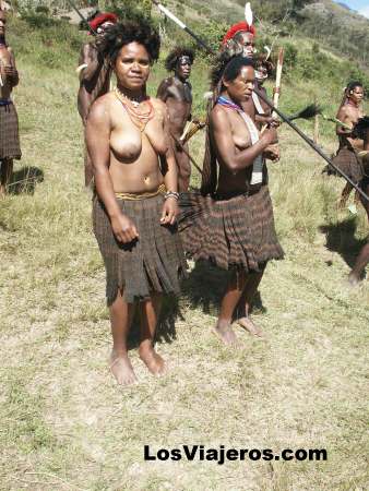 Ceremonia del Cerdo - Kilise - Valle Baliem - Papúa Nueva Guinea - Indonesia