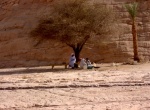 Bajo la sombra en Abu Simbel